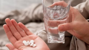 Se o médico prescreveu o tratamento com o medicamento Deferasirox (Desairon), o paciente tem direito a ter acesso à medicação para seu tratamento.