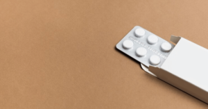 Se o médico prescreveu Dasatinibe (Sprycel), o IPE deve fornecer.