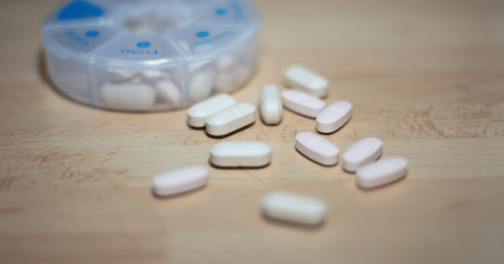 Saiba como obrigar a Amil a cobrir Esilato de Nintedanibe (Nidhi).